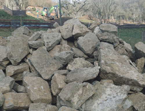 Baubeginn der Trockensteinmauer