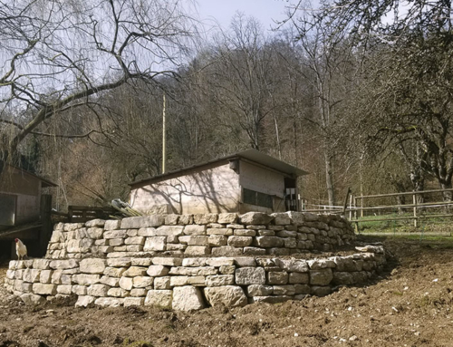 Bauabschluss der Trockensteinmauer